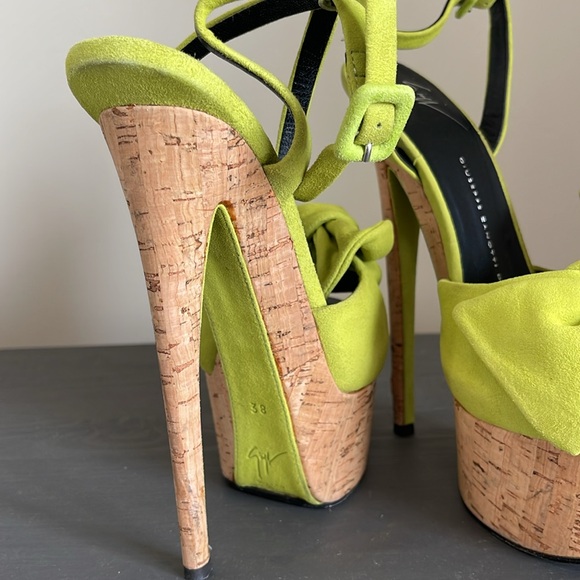 Worn once!!! Basically New!! - Picture 7 of 10